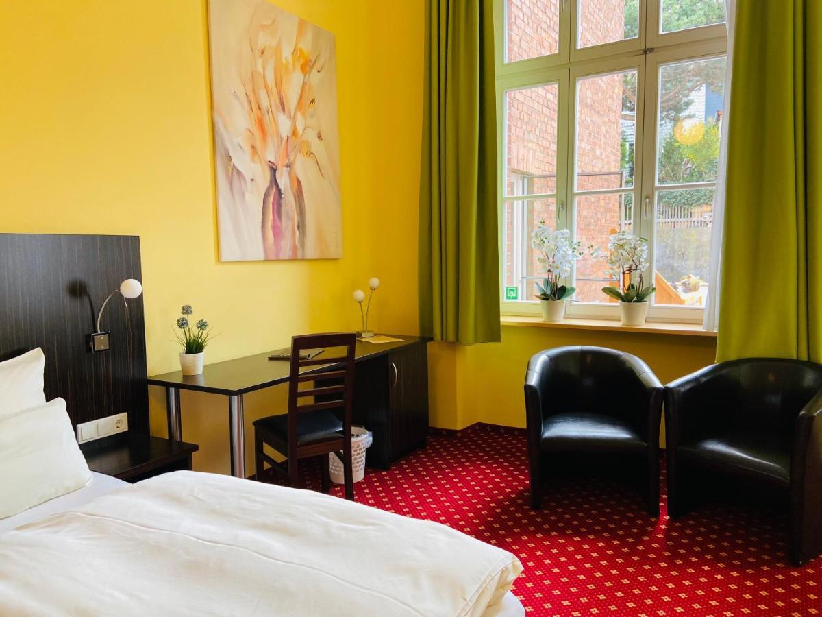 Pension Katharinenschule Айзенах Екстериор снимка