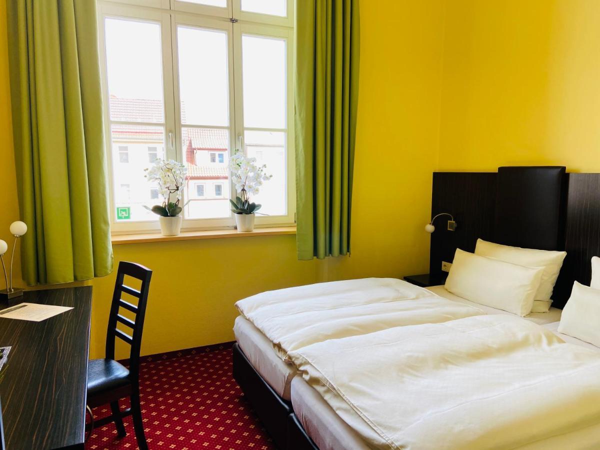 Pension Katharinenschule Айзенах Екстериор снимка